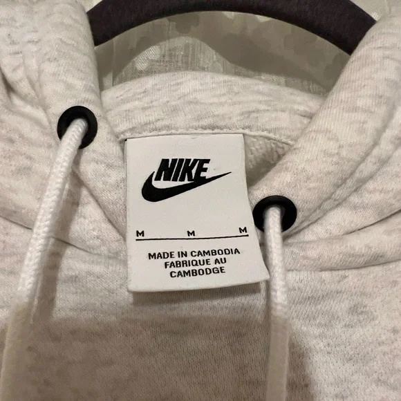 Nike Pullover Hoodie - Picture 3 of 4